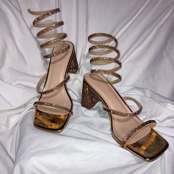 WILD DIVA LOUNGE Gold Stone Embellished SUPER CUTE/SEXY Ankle Wrap Heels - Picture 2 of 13